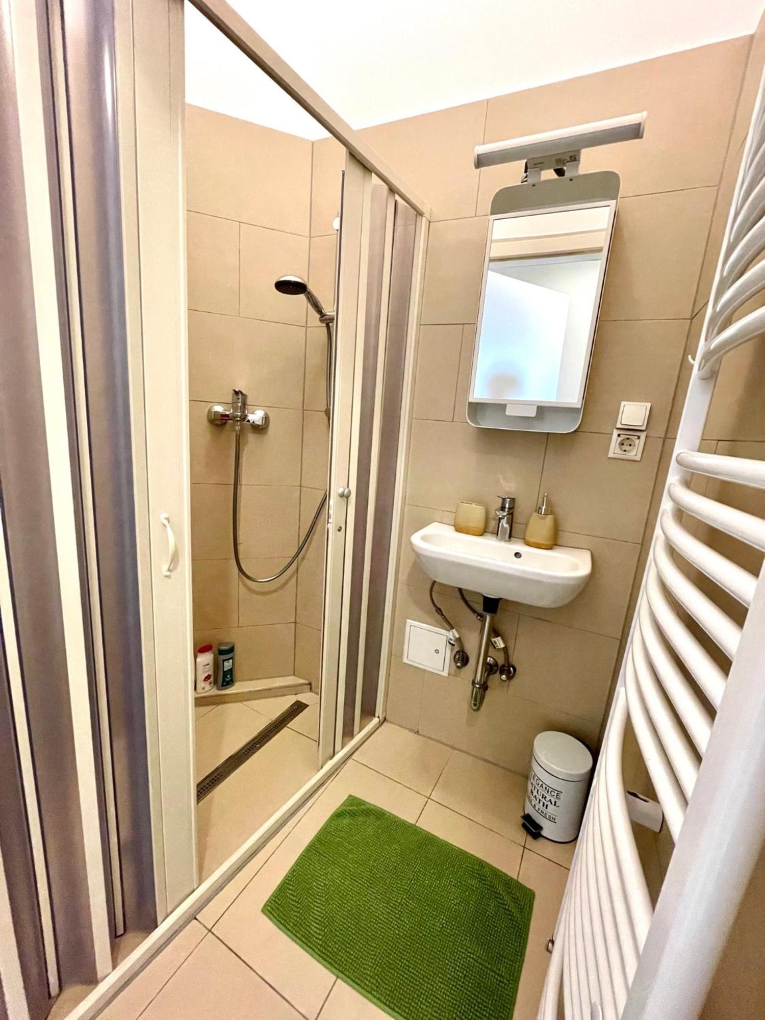 Centra And Simple To Reach Apartment เวียนนา ภายนอก รูปภาพ